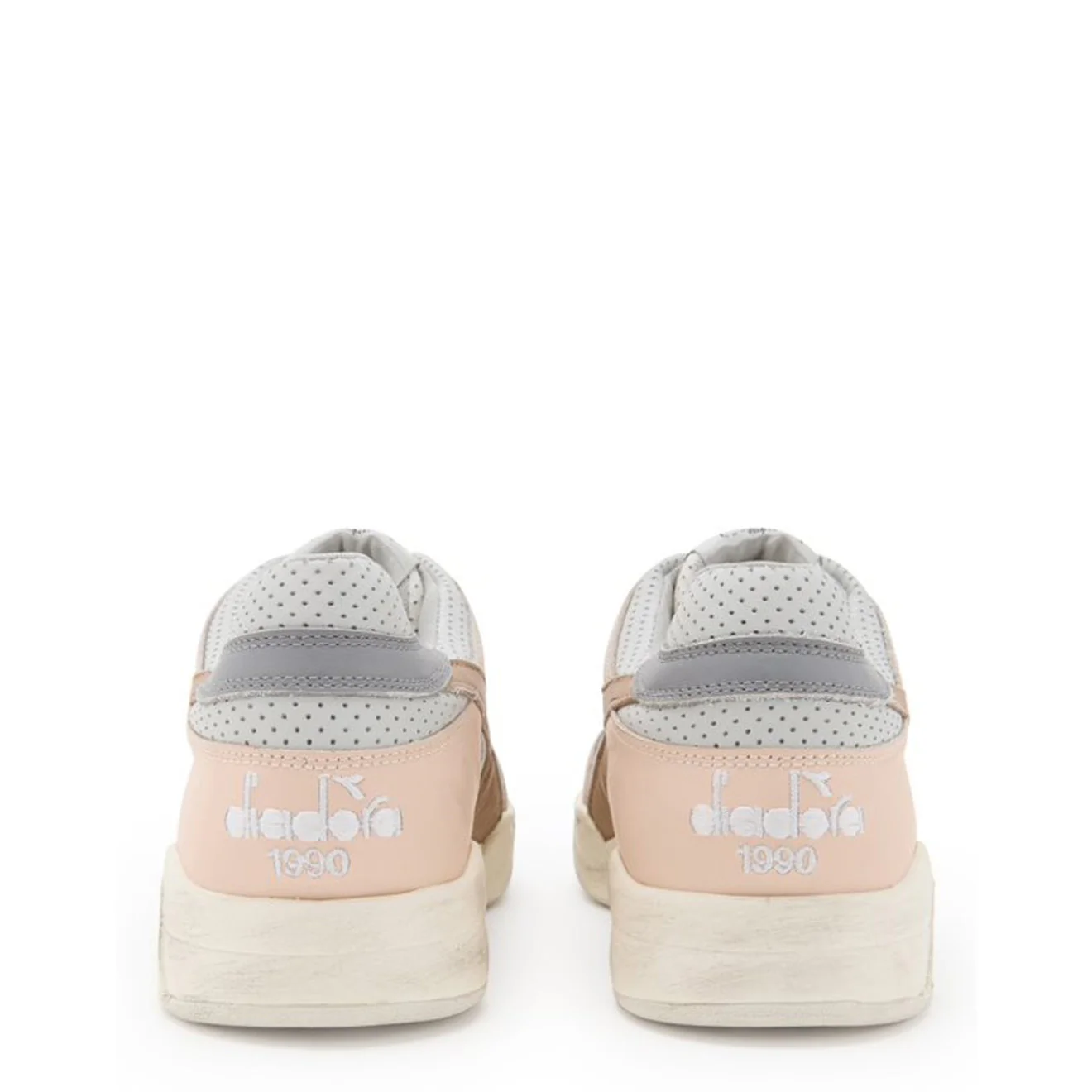 Diadora 560 Apulia Used Italia Trainers Dawn Blue - Image 4